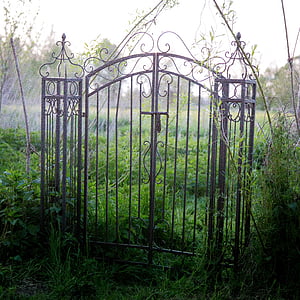 gray metal gate thumbnail
