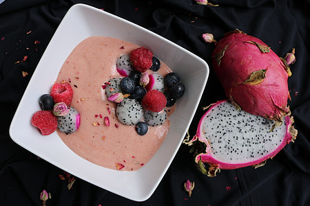 raspberry and pitaya fruit thumbnail