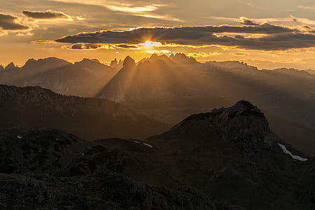 mountains at sunset thumbnail