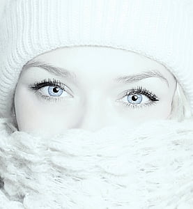 women's white knitted head gear thumbnail