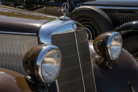 vintage brown Mercedes-Benz vehicle thumbnail