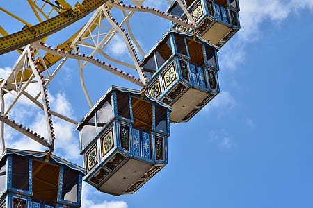 gray and blue ferris wheel thumbnail