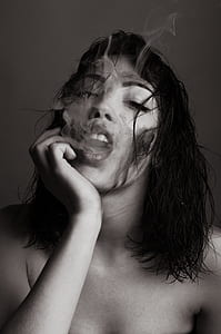 woman smoking thumbnail