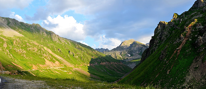 nature photography of mountain at daytime thumbnail