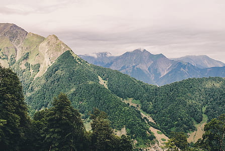 landscape photography of mountains thumbnail
