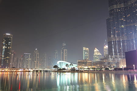 Night View Of Burj Khalifa With Fountain In Front thumbnail