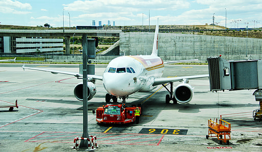 photo of Air Bus landing thumbnail