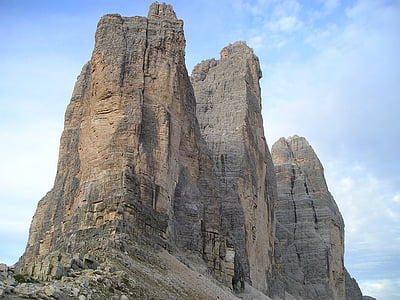 brown stone hill thumbnail