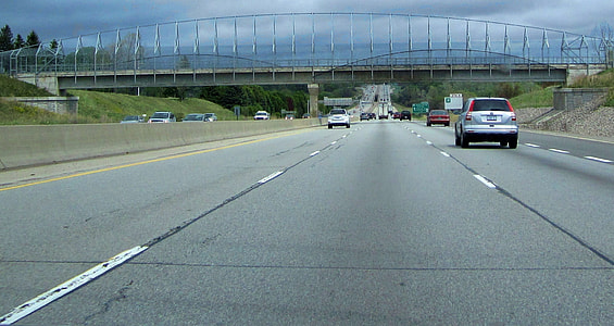 Highway 401 in Kitchener looking east towards the Grand River in Ontario, Canada thumbnail