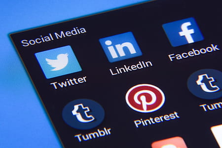 social media logos thumbnail