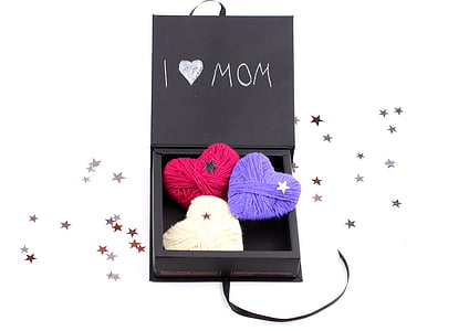 three heart yarns in black wooden box thumbnail