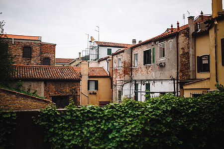 The beautiful and colorful Murano Island, Italy thumbnail