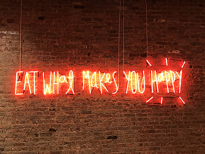 brown brick wall with quotes text overlay thumbnail