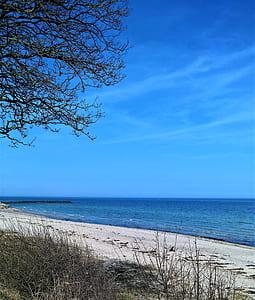 calm beach thumbnail