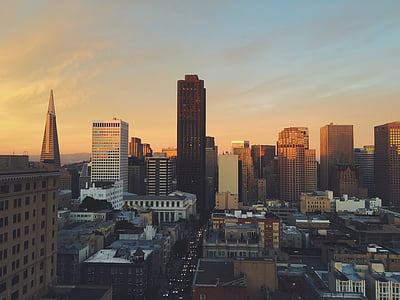 landscape photo of high rise building thumbnail
