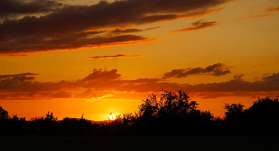 time lapse of sky thumbnail