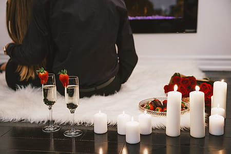 Couple On Romantic Date Photo thumbnail