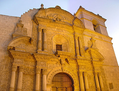 Church of the Jesuits in Arequipa, Peru thumbnail