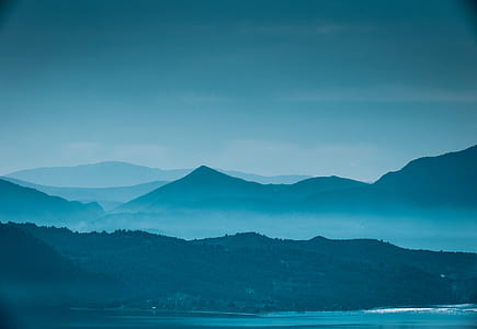 silhouette of mountains thumbnail