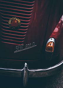 Close-up Photography of Seat 600 D thumbnail
