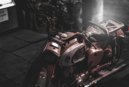 The Classic Conservative Old, Motorbike thumbnail