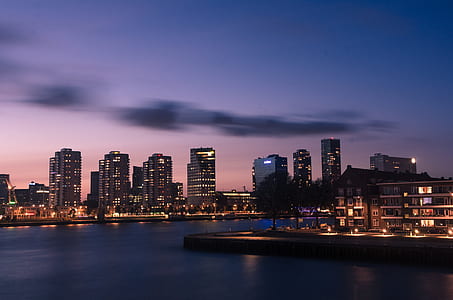skyscraper in dim light thumbnail