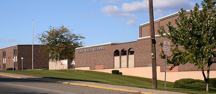 Peru High School in Indiana thumbnail