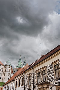 The magic of the first Polish Capital City, Cracow, Poland thumbnail