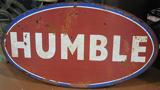 oval red and blue humble signage thumbnail