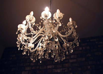 white chandelier thumbnail