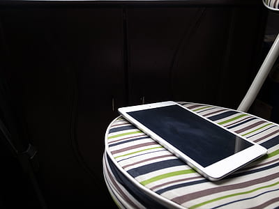 light, apple, technology, ipad thumbnail