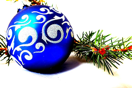 round blue and gray bauble thumbnail