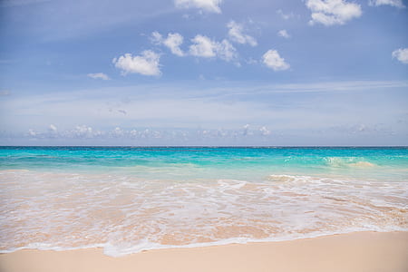 photo of seashore thumbnail