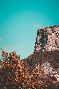 Gray Cliff thumbnail