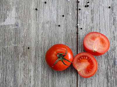 sliced tomatoes thumbnail