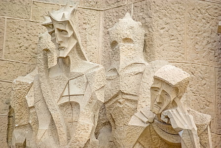 nativity scene sculpture thumbnail
