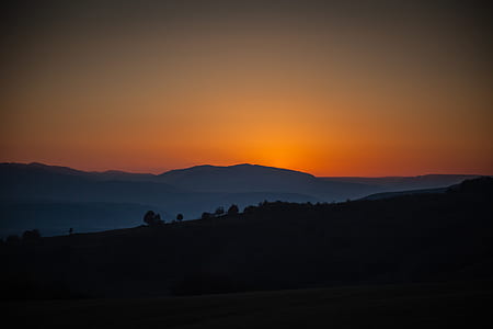landscape photography of mountain thumbnail