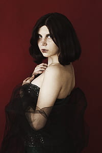 woman in black strapless dress thumbnail