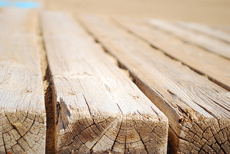 closeup photo of brown lumber thumbnail