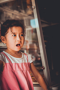 girl standing on door thumbnail