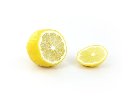 sliced lemon thumbnail