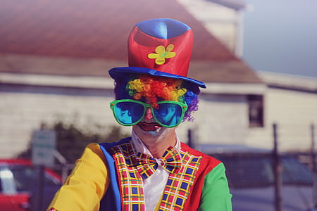 male clown thumbnail