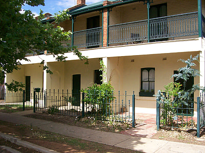 Victorian Terraces in Dubbo, New South Wales, Australia thumbnail