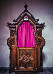 brown wooden room thumbnail