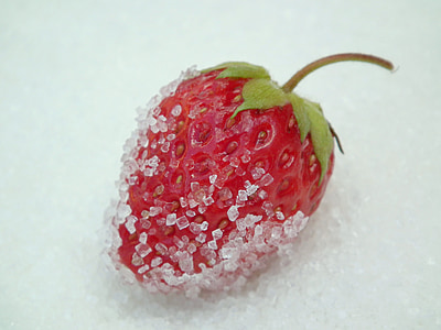 strawberry white white powder thumbnail