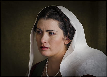 Black Haired Woman Wearing White Veil thumbnail