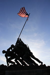 Flag of our Fathers statue thumbnail