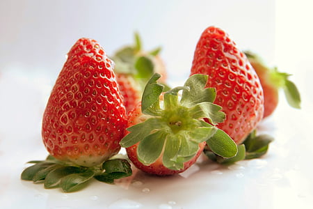 strawberries thumbnail