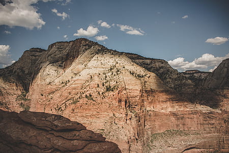 brown and gray mountain scenery during daytime thumbnail