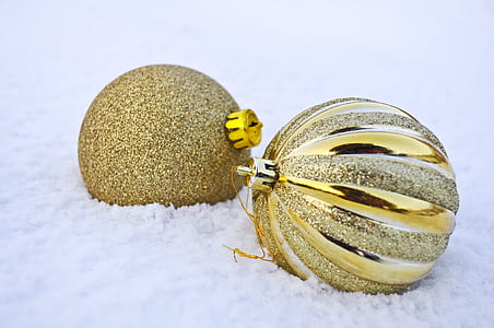 two gold baubles thumbnail
